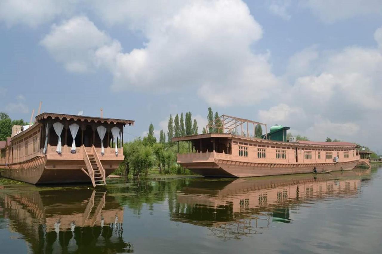 Hotel Wangnoo Heritage Houseboats Srīnagar Exteriér fotografie